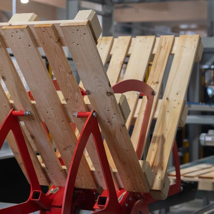 Houten pallets in verschillende uitvoeringen